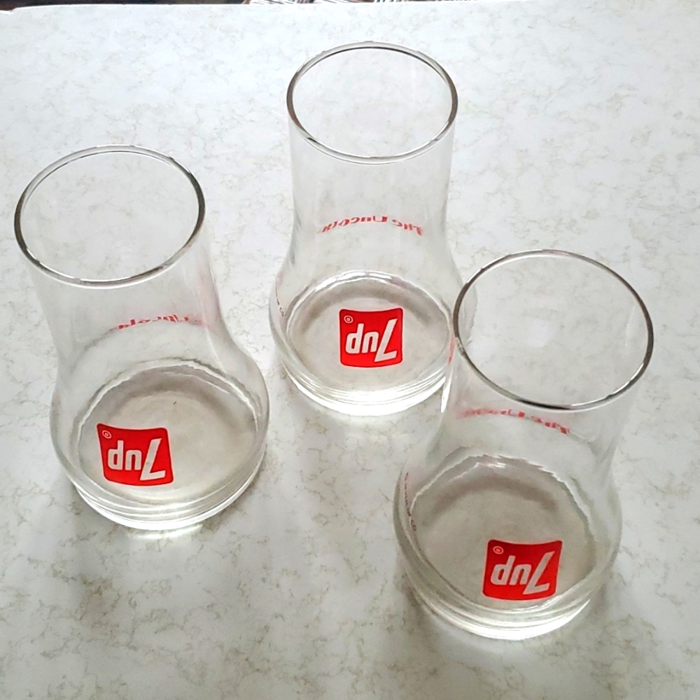 Vintage 1970s 7up The Uncola Drinking Glass